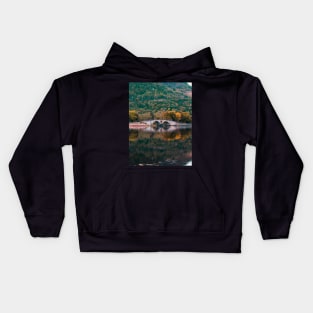 Beautiful Garron bridge in autumn - Inverary, Scotland Kids Hoodie